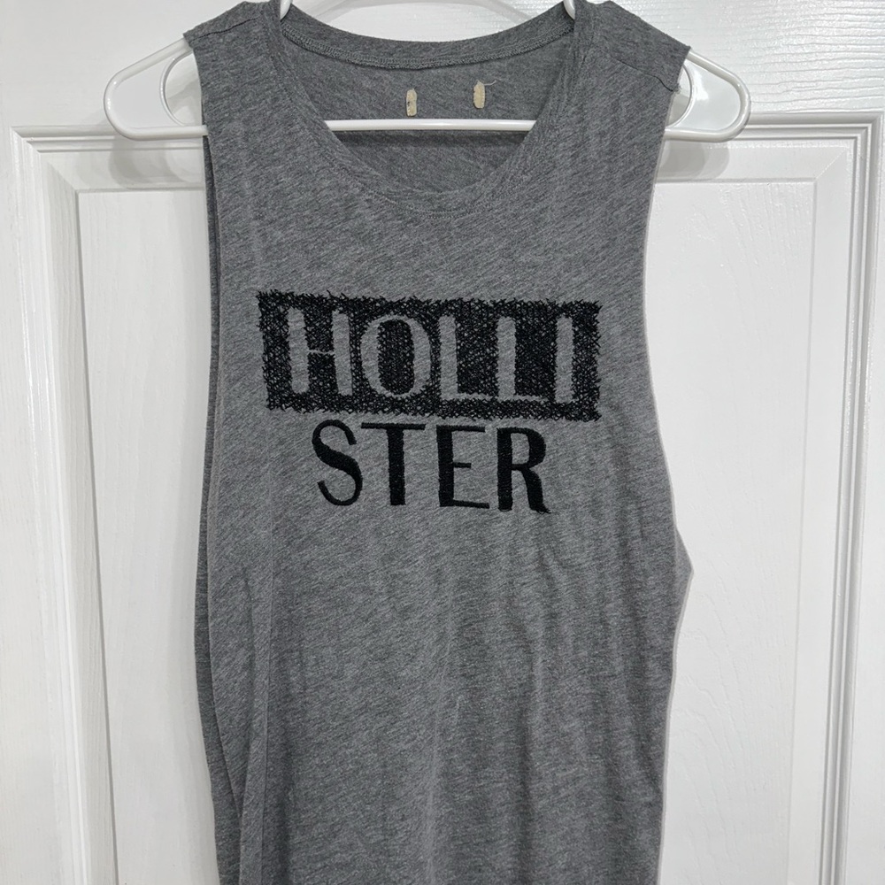 Hollister T-shirt